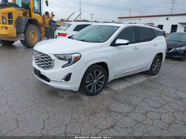 GMC Terrain Denali 2018 3GKALSEX7JL414009 Image 2