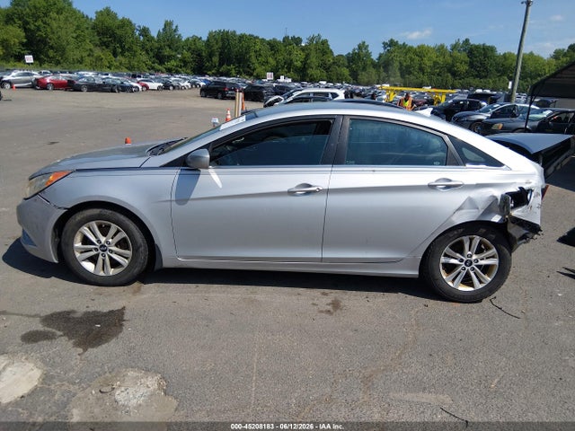 Продажа на аукционе авто 2011 Hyundai Sonata Gls, vin: 5NPEB4AC1BH186895, номер лота: 45208183