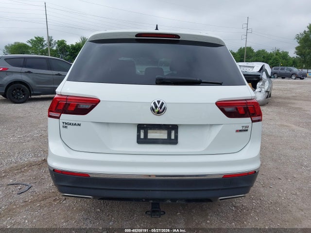 Volkswagen Tiguan 2018 3VV2B7AX6JM177238 Image 16