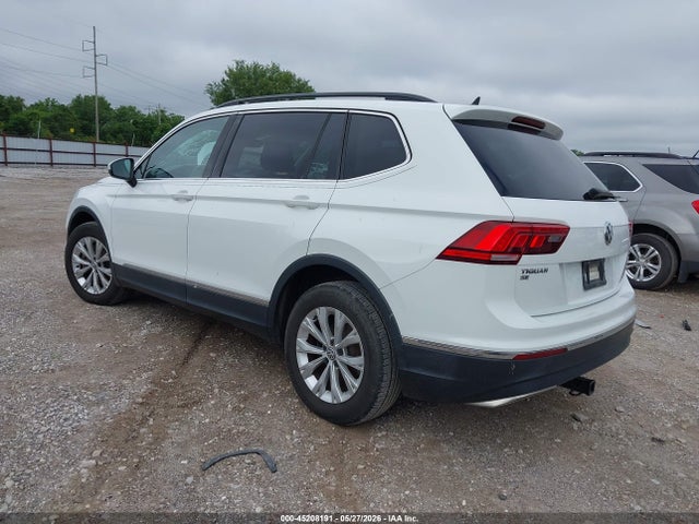 Volkswagen Tiguan 2018 3VV2B7AX6JM177238 Image 3