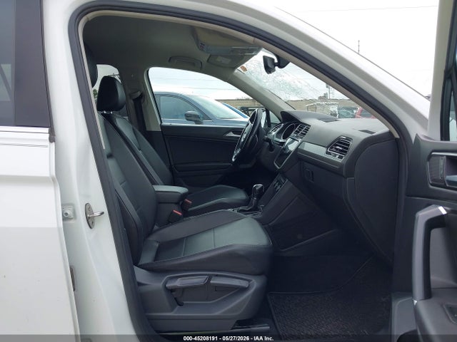 Volkswagen Tiguan 2018 3VV2B7AX6JM177238 Image 5
