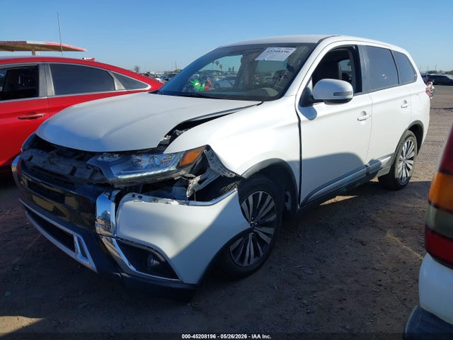JA4AD3A33KZ009125 Mitsubishi Outlander Se
