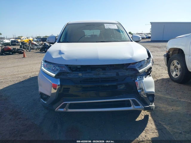 JA4AD3A33KZ009125 Mitsubishi Outlander Se