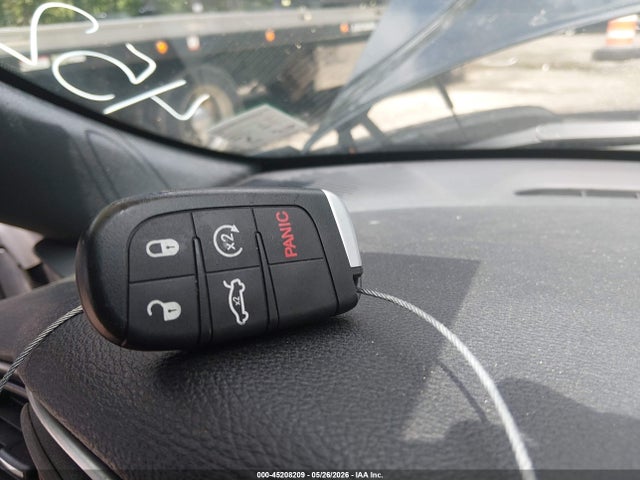 Продажа на аукционе авто 2015 Dodge Challenger Sxt, vin: 2C3CDZAG1FH873976, номер лота: 45208209