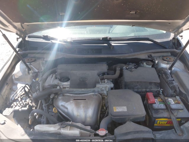 45208220 :رقم المزاد ، 4T1BF1FK3GU194382 vin ، 2016 Toyota Camry Se مزاد بيع