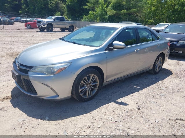 45208220 :رقم المزاد ، 4T1BF1FK3GU194382 vin ، 2016 Toyota Camry Se مزاد بيع