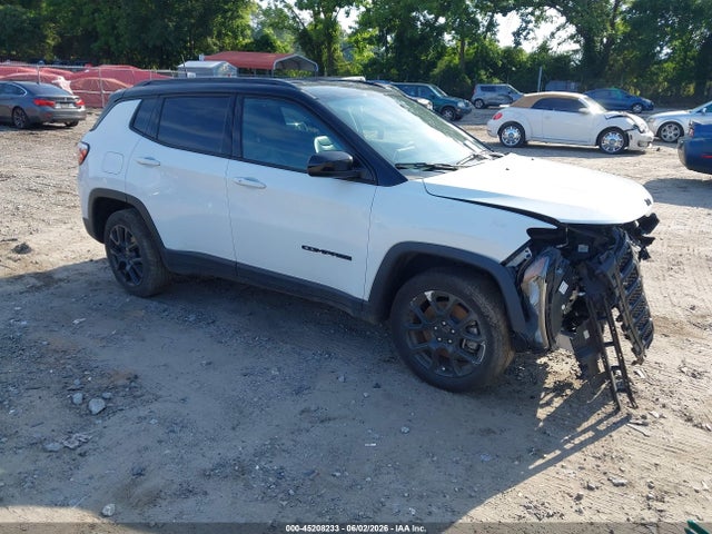 45208233 :رقم المزاد ، 3C4NJDBN9PT539829 vin ، 2023 Jeep Compass Altitude 4x4 مزاد بيع