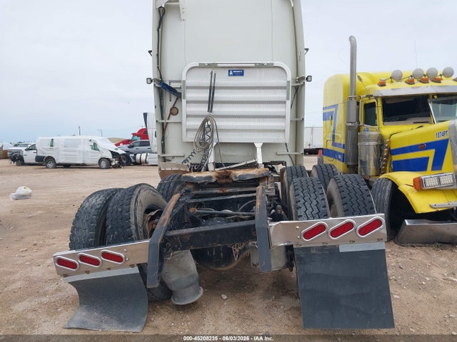 Продаж на аукціоні авто 2001 Freightliner Conventional Fld120, vin: 1FUJAHCG41LF14874, номер лоту: 45208235