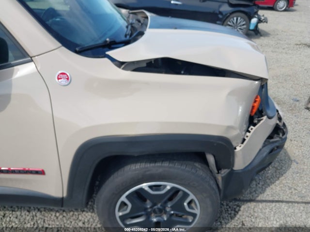 Jeep Renegade Trailhawk 2015 ZACCJBCT8FPB97952 Image 19