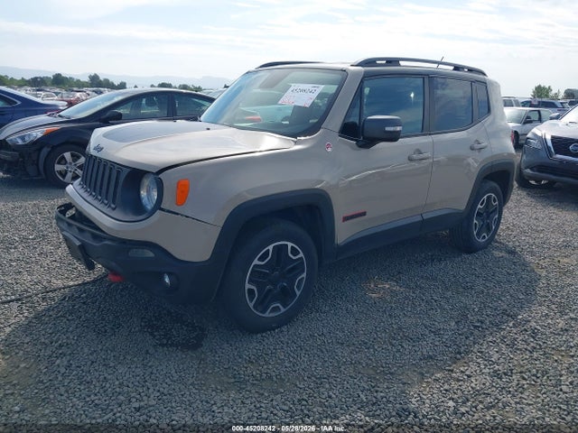 Jeep Renegade Trailhawk 2015 ZACCJBCT8FPB97952 Image 2