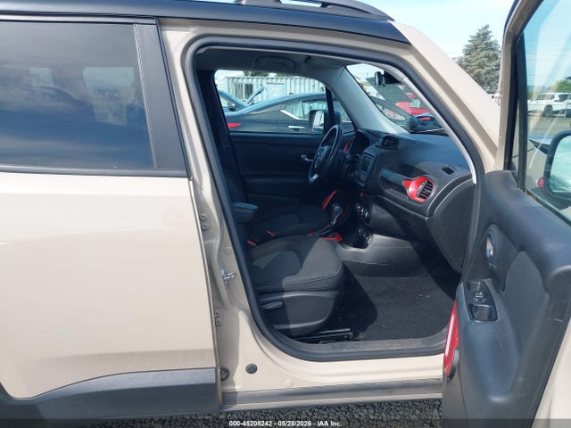 Jeep Renegade Trailhawk 2015 ZACCJBCT8FPB97952 Image 5