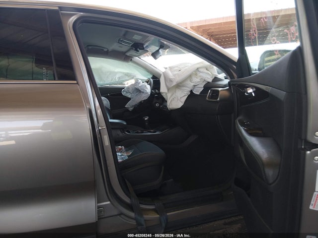 KIA Sorento 2.4l L 2019 5XYPG4A36KG479502 Image 5