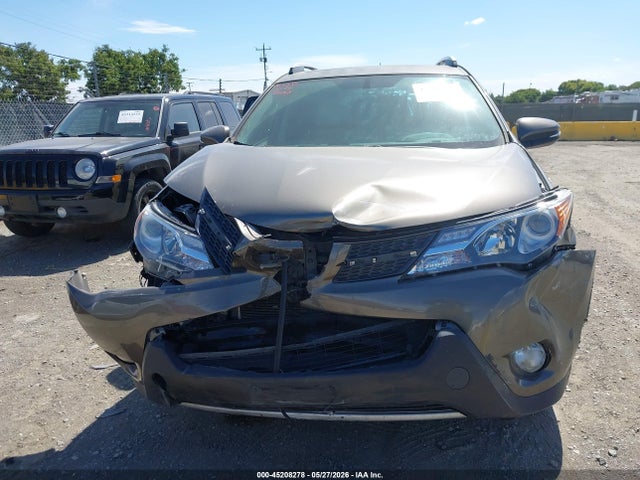 JTMRFREV4ED047921 Toyota Rav4 Xle