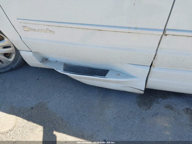 Продаж на аукціоні авто 2016 Dodge Grand Caravan Se, vin: 2C7WDGBG6GR144267, номер лоту: 45208280