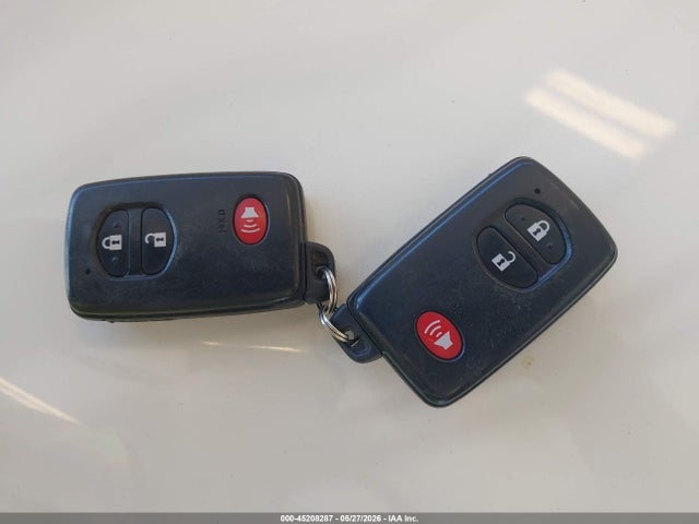 45208287 :رقم المزاد ، JTDZN3EU4C3021264 vin ، 2012 Toyota Prius V Three مزاد بيع