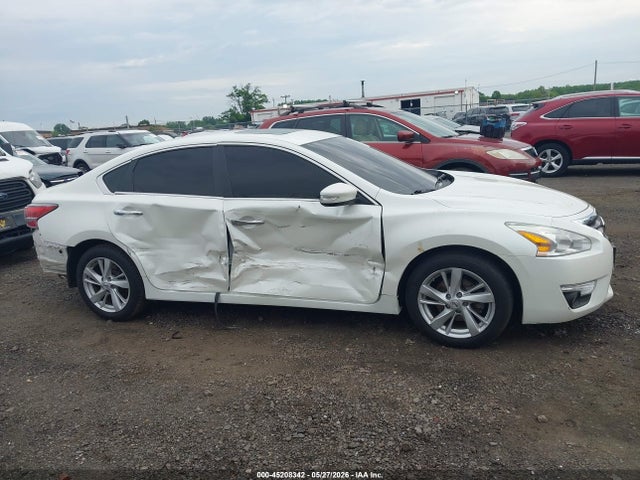 Продажа на аукционе авто 2015 Nissan Altima 2.5 Sv, vin: 1N4AL3AP8FC492119, номер лота: 45208342