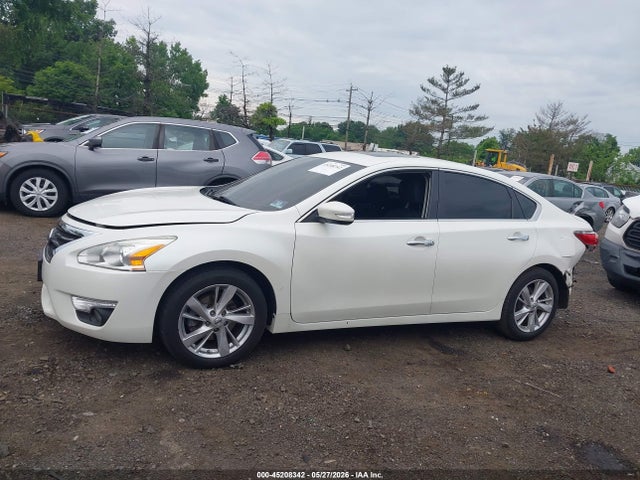 Продажа на аукционе авто 2015 Nissan Altima 2.5 Sv, vin: 1N4AL3AP8FC492119, номер лота: 45208342