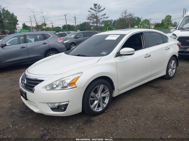 Продажа на аукционе авто 2015 Nissan Altima 2.5 Sv, vin: 1N4AL3AP8FC492119, номер лота: 45208342