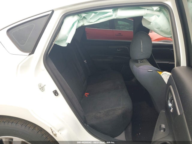 Продажа на аукционе авто 2015 Nissan Altima 2.5 Sv, vin: 1N4AL3AP8FC492119, номер лота: 45208342