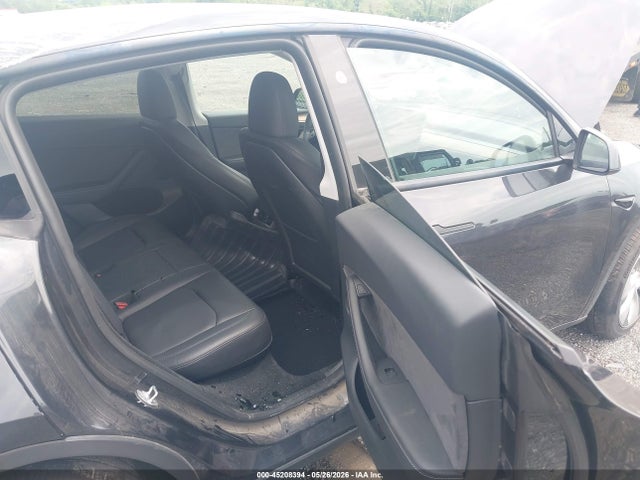 Продаж на аукціоні авто 2024 Tesla Model Y, vin: 7SAYGDED9RF017950, номер лоту: 45208394