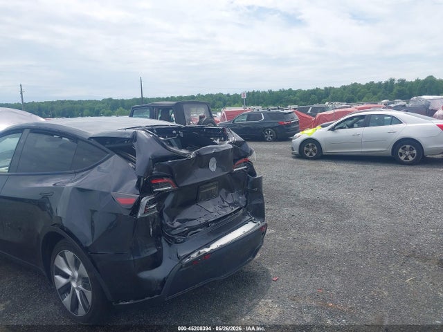 Продаж на аукціоні авто 2024 Tesla Model Y, vin: 7SAYGDED9RF017950, номер лоту: 45208394