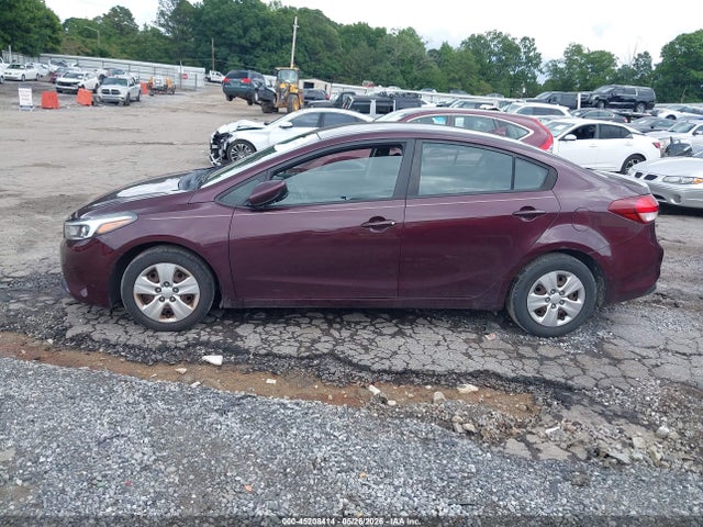 45208414 :رقم المزاد ، 3KPFK4A7XJE257179 vin ، 2018 Kia Forte Lx مزاد بيع