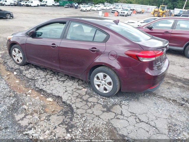 45208414 :رقم المزاد ، 3KPFK4A7XJE257179 vin ، 2018 Kia Forte Lx مزاد بيع