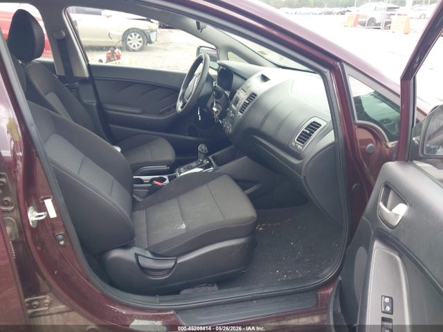 45208414 :رقم المزاد ، 3KPFK4A7XJE257179 vin ، 2018 Kia Forte Lx مزاد بيع