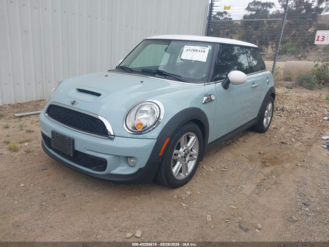 Продажа на аукционе авто 2012 Mini Cooper S, vin: WMWSV3C57CT385740, номер лота: 45208418