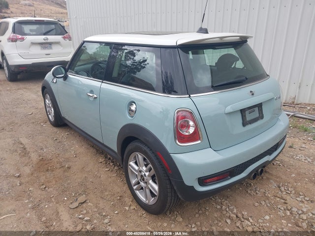 Продажа на аукционе авто 2012 Mini Cooper S, vin: WMWSV3C57CT385740, номер лота: 45208418