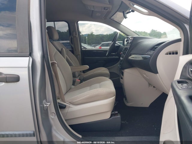 Dodge Grand Caravan American Value Pkg 2016 2C4RDGBG6GR346830 Image 5