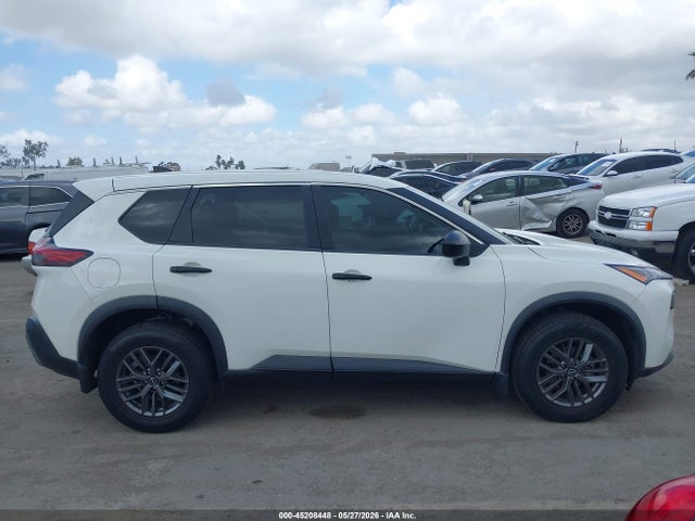 5N1BT3AA1PC748866 Nissan Rogue S Fwd