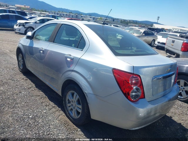 Chevrolet Sonic Lt Auto 2015 1G1JC5SG1F4208188 Image 3