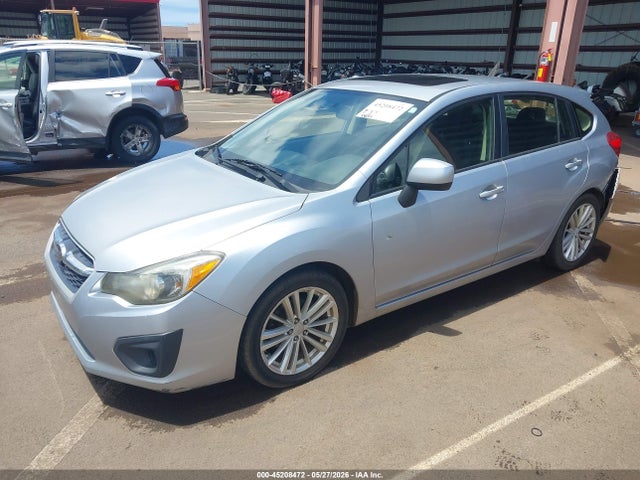 Subaru Impreza 2.0i Premium 2014 JF1GPAD68E8209998 Image 2