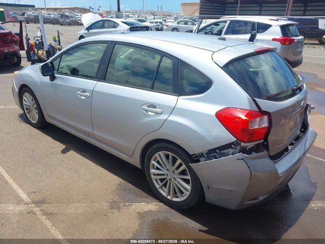 Subaru Impreza 2.0i Premium 2014 JF1GPAD68E8209998 Image 3