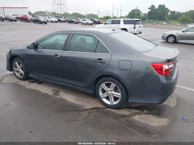 45208489 :رقم المزاد ، 4T1BF1FK6CU015312 vin ، 2012 Toyota Camry Se مزاد بيع