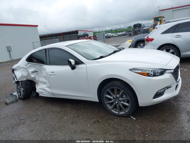 45208491 :رقم المزاد ، 3MZBN1V31JM234081 vin ، 2018 Mazda Mazda3 Touring مزاد بيع