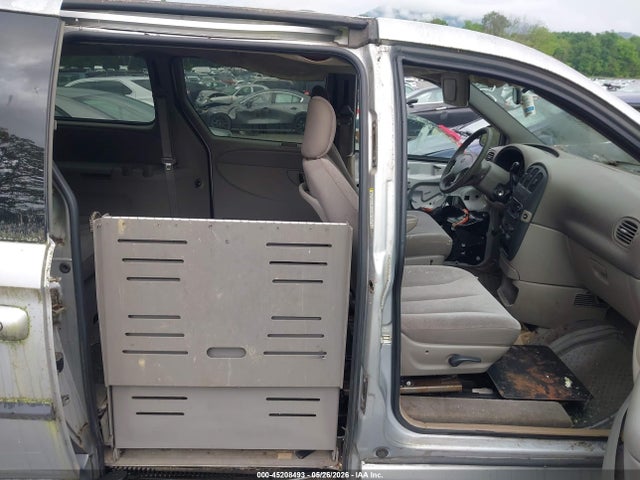 Продажа на аукционе авто 2003 Dodge Grand Caravan Sport, vin: 2D4GP44L73R145555, номер лота: 45208493