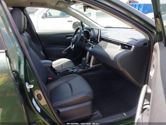 7MUEAABG6NV023389 Toyota Corolla Cross Xle