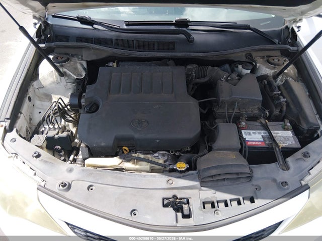 45208610 :رقم المزاد ، 4T1BK1FK1CU013270 vin ، 2012 Toyota Camry Se V6 مزاد بيع