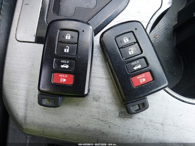 45208610 :رقم المزاد ، 4T1BK1FK1CU013270 vin ، 2012 Toyota Camry Se V6 مزاد بيع