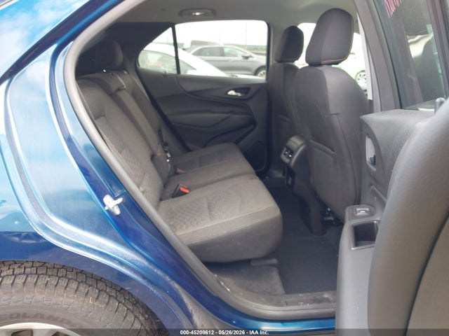 Продажа на аукционе авто 2021 Chevrolet Equinox Awd Lt, vin: 2GNAXUEV1M6124844, номер лота: 45208612