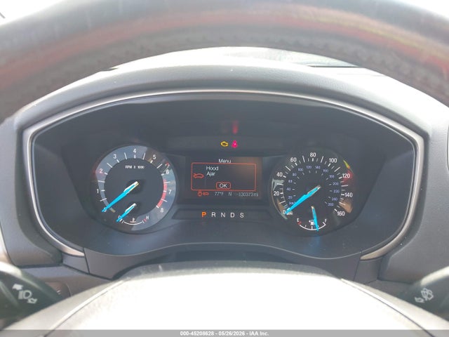 45208628 :رقم المزاد ، 3FA6P0HD8FR131124 vin ، 2015 Ford Fusion Se مزاد بيع