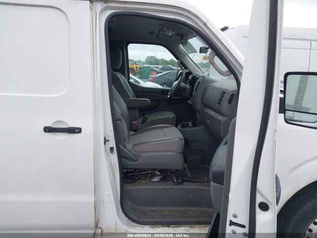 2015 Nissan Nv Cargo Nv1500 S V6 მანქანა იყიდება აუქციონზე, vin: 1N6BF0KL7FN800706, აუქციონის ნომერი: 45208634