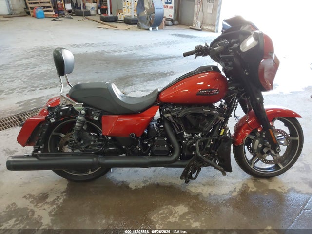 Harley-Davidson FLHX 2024 1HD1KB711RB622227 Image 11