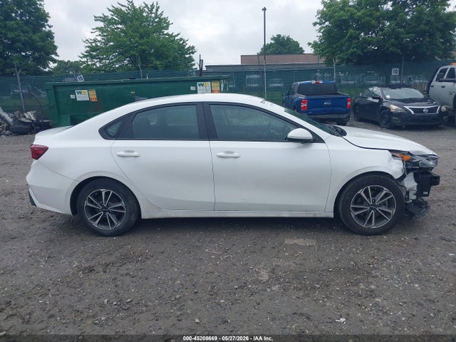 KIA Forte Lxs 2022 3KPF24AD7NE424545 Image 14