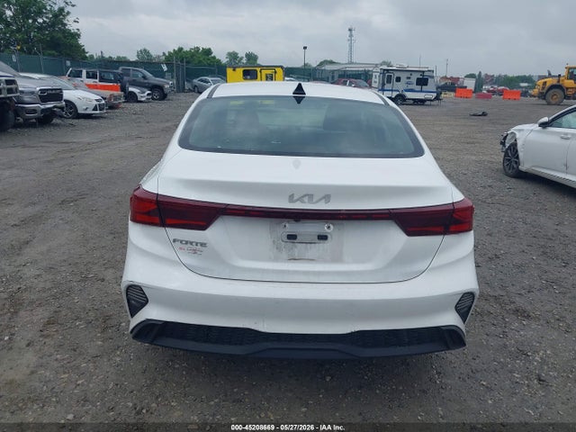 KIA Forte Lxs 2022 3KPF24AD7NE424545 Image 17