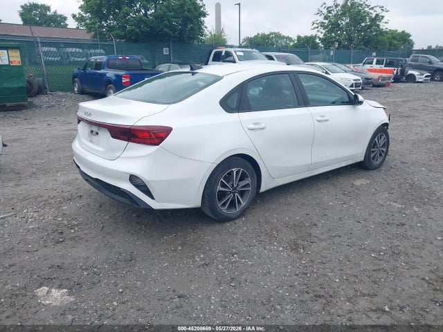 KIA Forte Lxs 2022 3KPF24AD7NE424545 Image 4