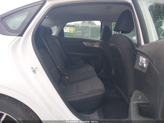 KIA Forte Lxs 2022 3KPF24AD7NE424545 Image 8