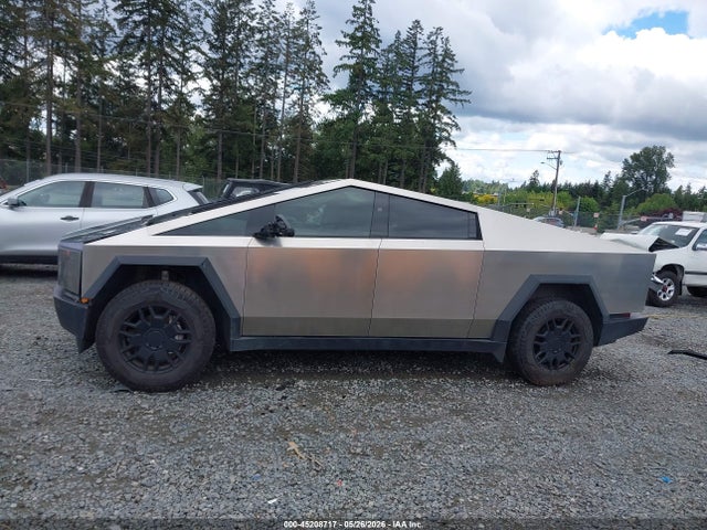 Tesla Cybertruck 2024 7G2CEHED0RA008763 Image 14